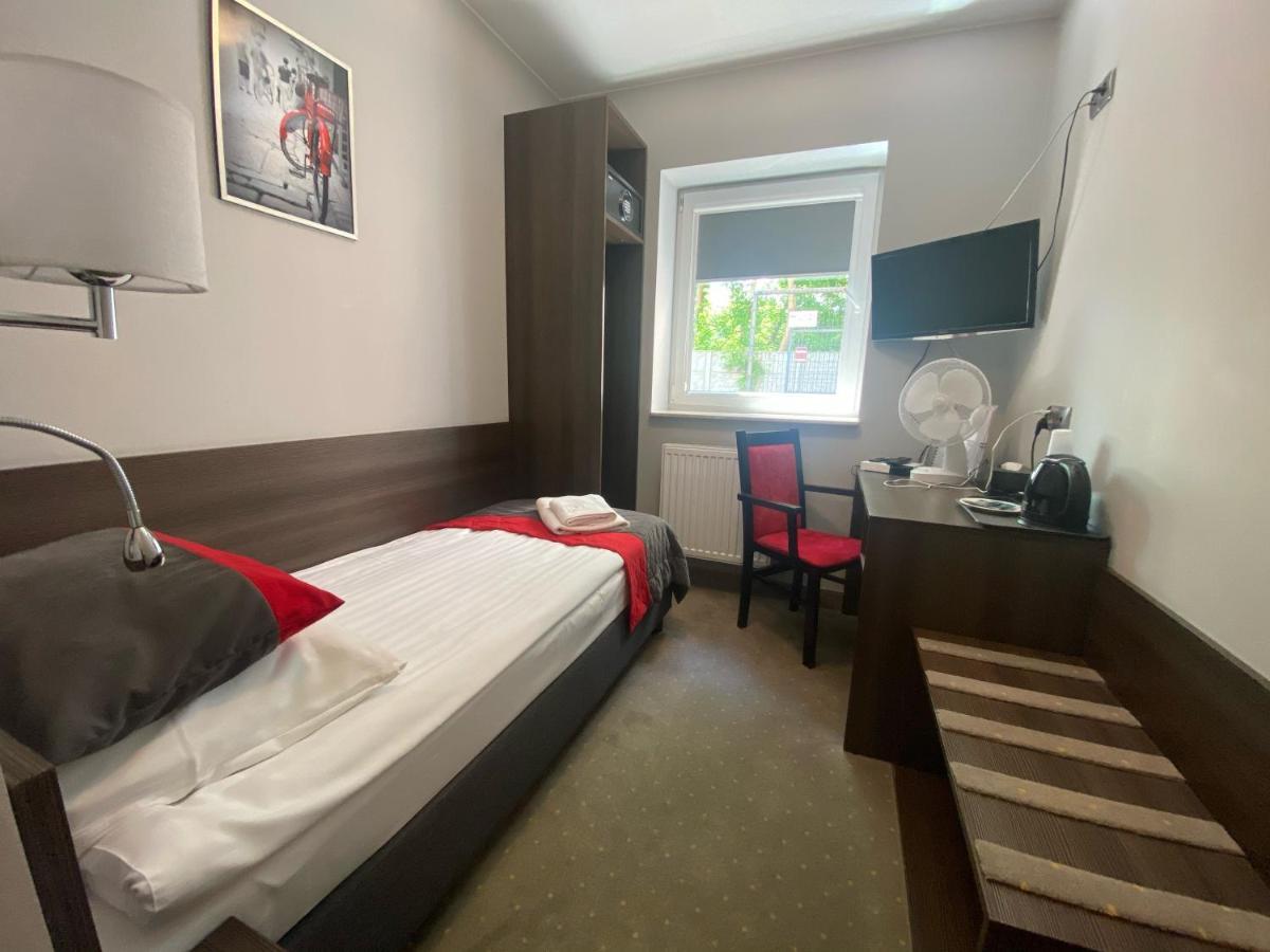 Hotel Ajax Janki Εξωτερικό φωτογραφία