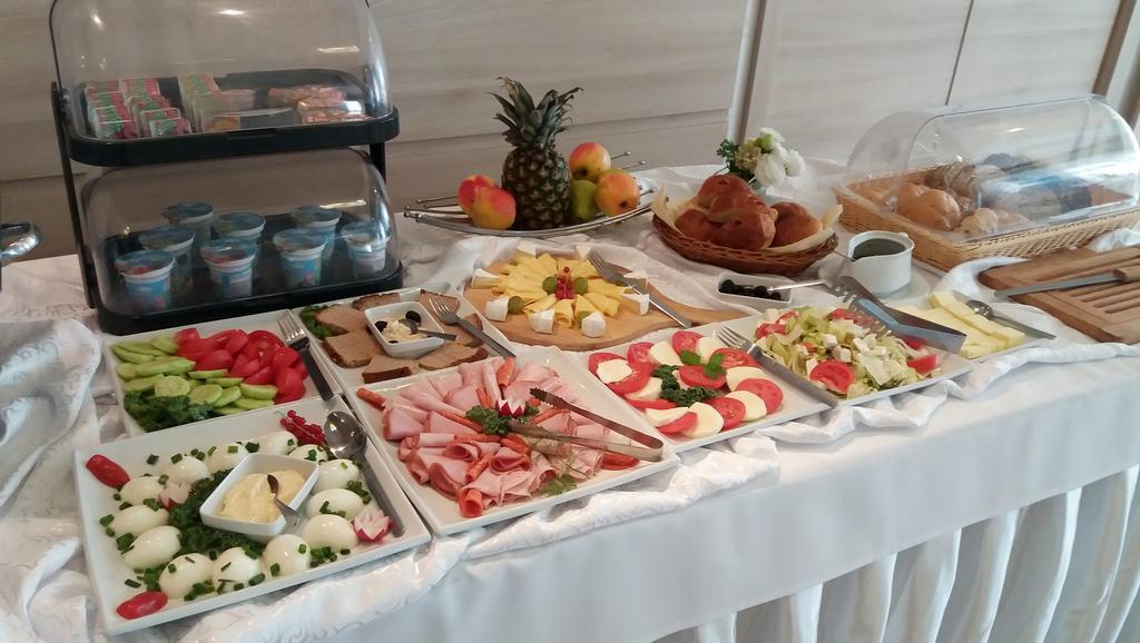Hotel Ajax Janki Εξωτερικό φωτογραφία