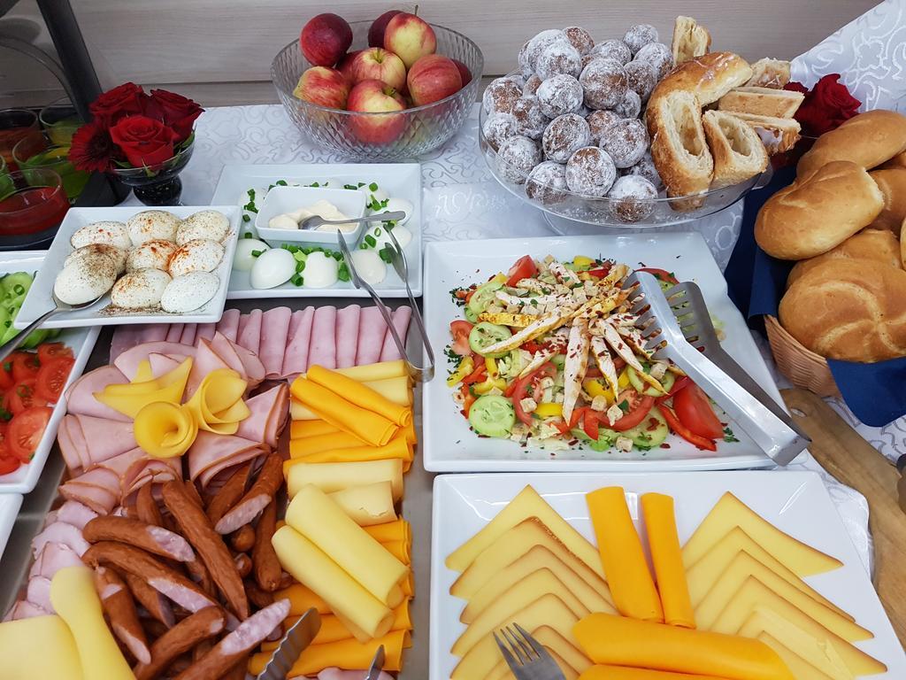 Hotel Ajax Janki Εξωτερικό φωτογραφία